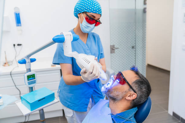 Best Cosmetic Emergency Dentistry in Tower Lakes, IL